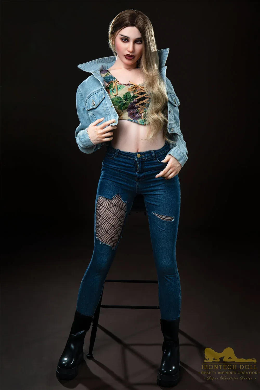 Irontech Doll 168 cm Silicone - Nola view 1