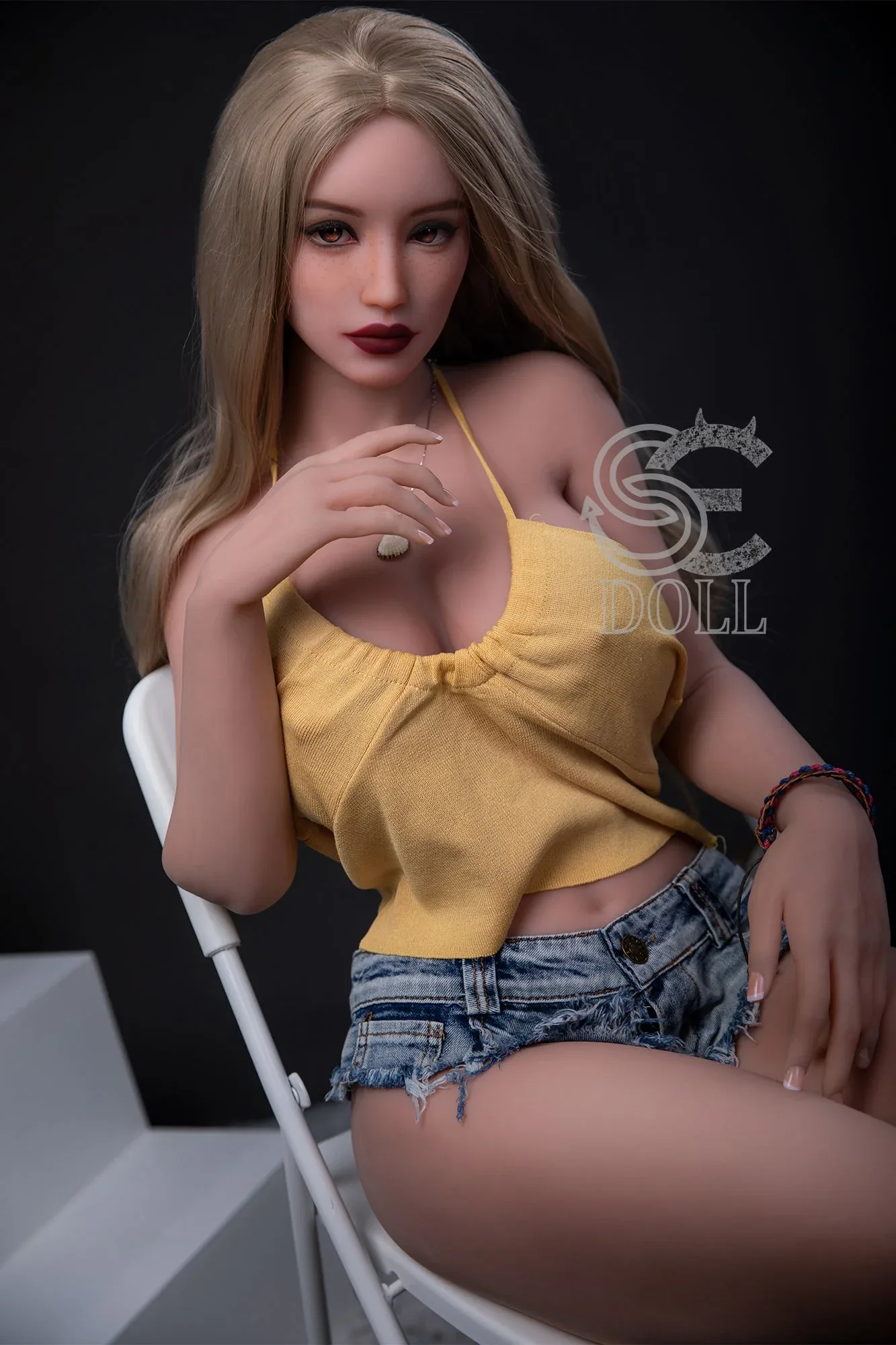 SEDOLL 161 cm F TPE - Amelia view 1