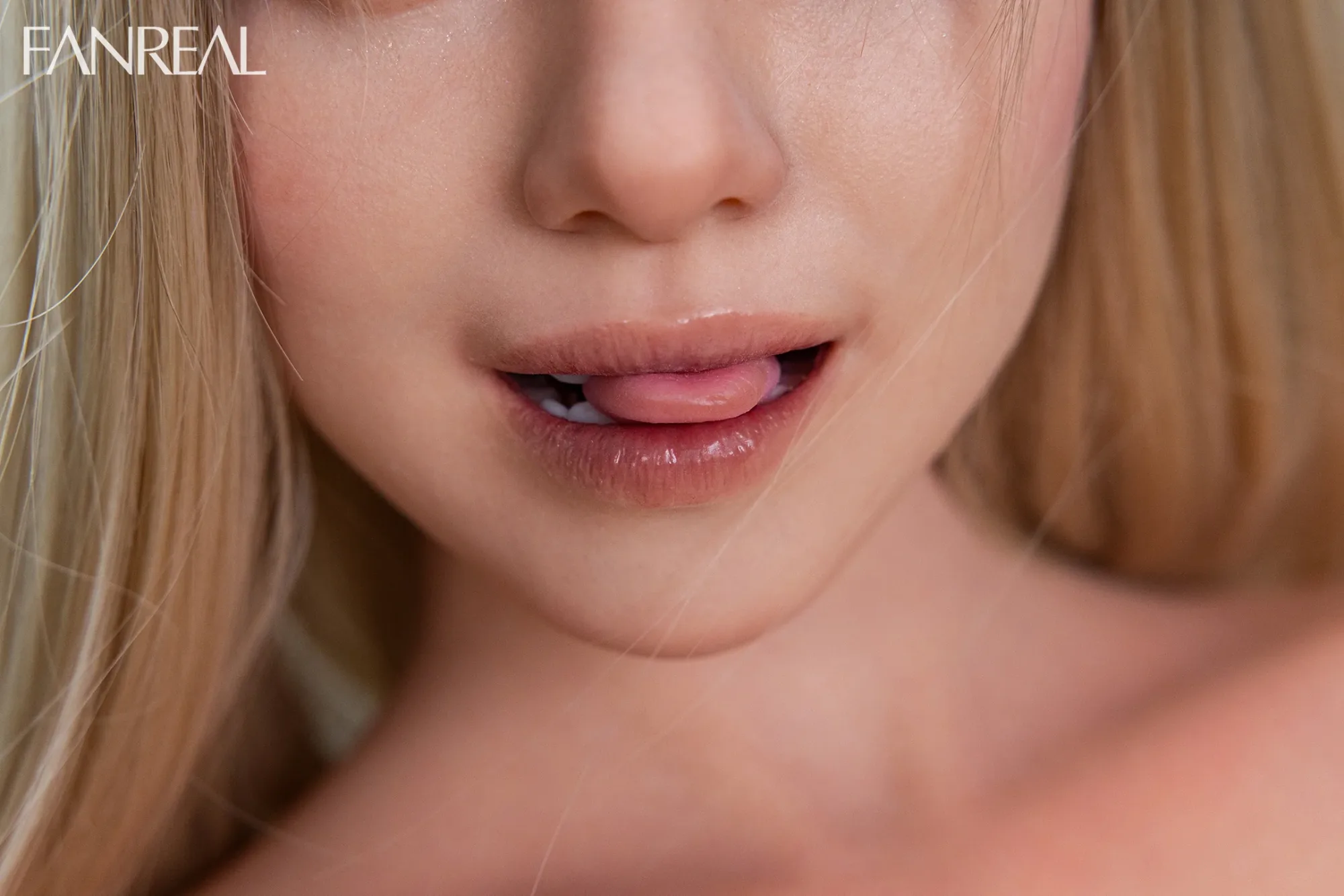 FANREAL Doll Maria – 109cm F-Cup Silicone Sex Doll Torso view 5