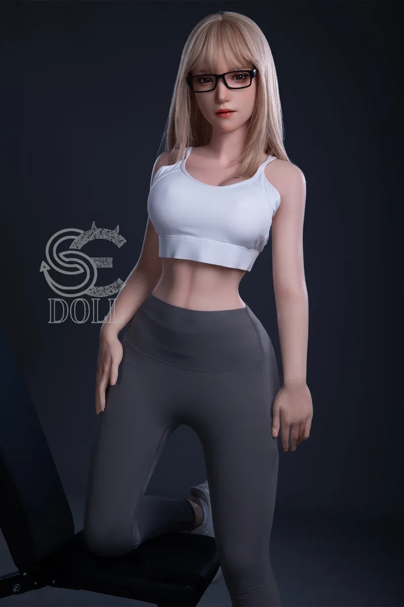 SEDOLL 161 cm E Silicone Pro - Queena.G view 3