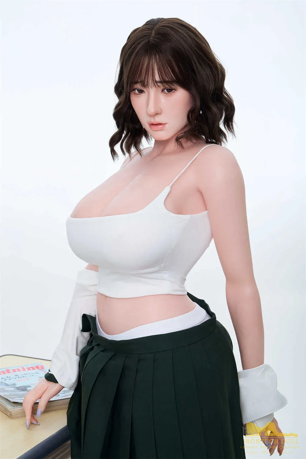 Irontech Doll Shemale 162 cm Silicone - Betty view 1