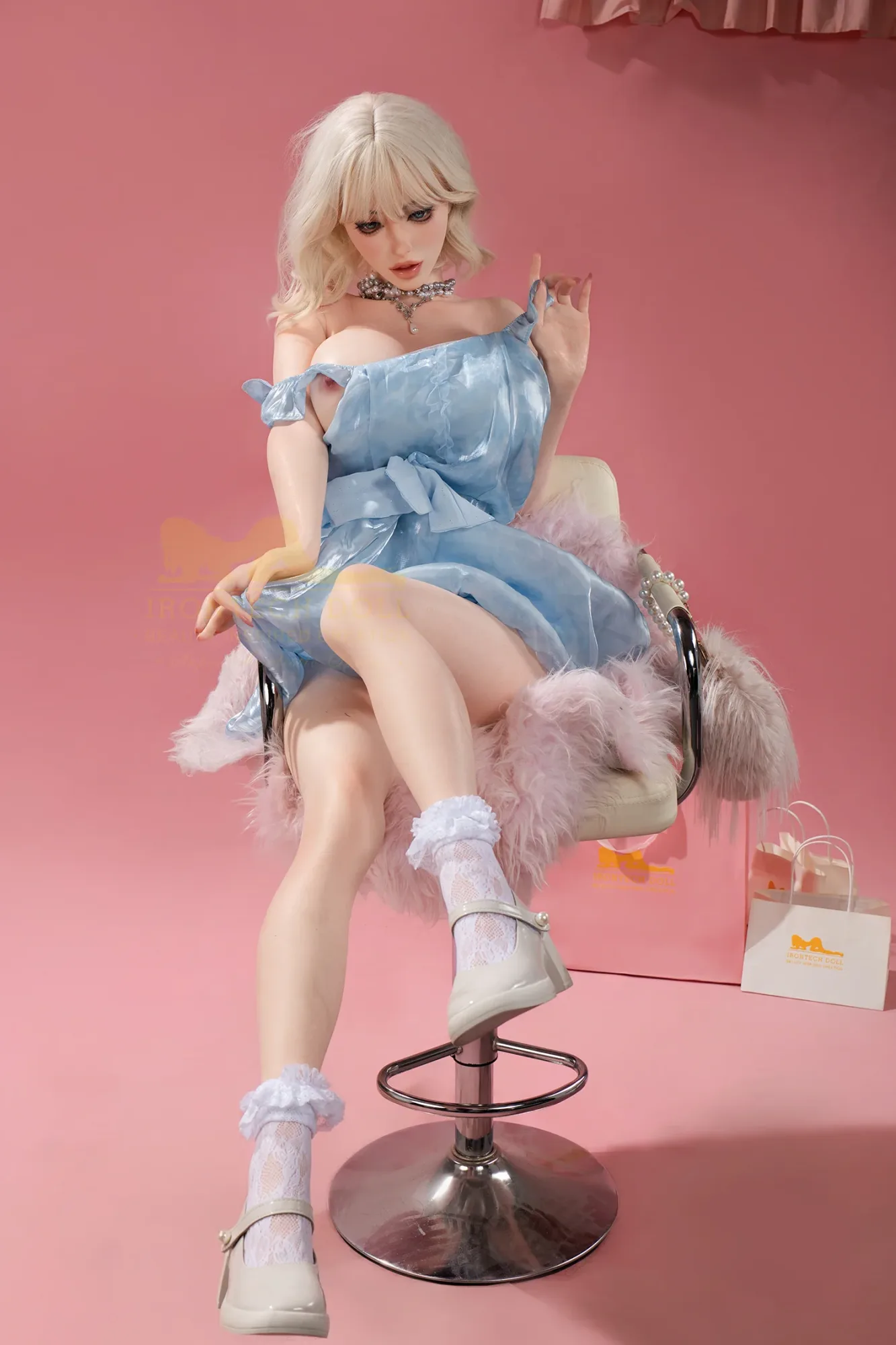 Irontech Bailey Doll 158 cm G Silicone - B2 Vanessa view 6