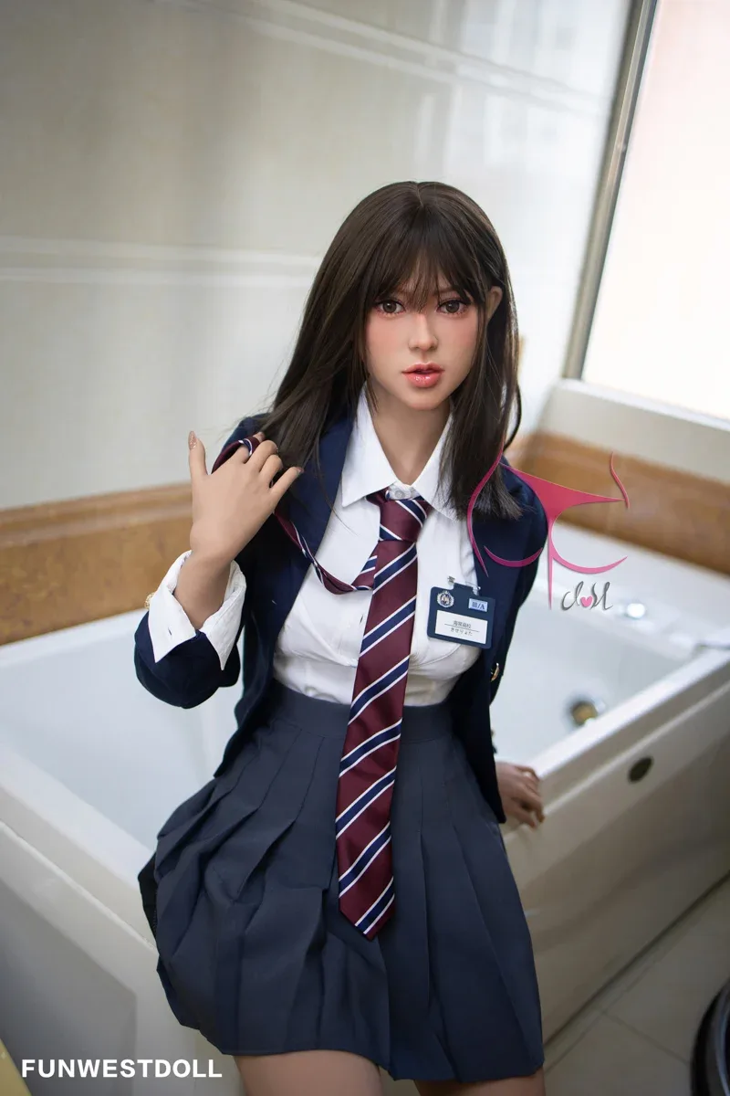 FunWest Doll 165 cm C TPE - Lucy view 2