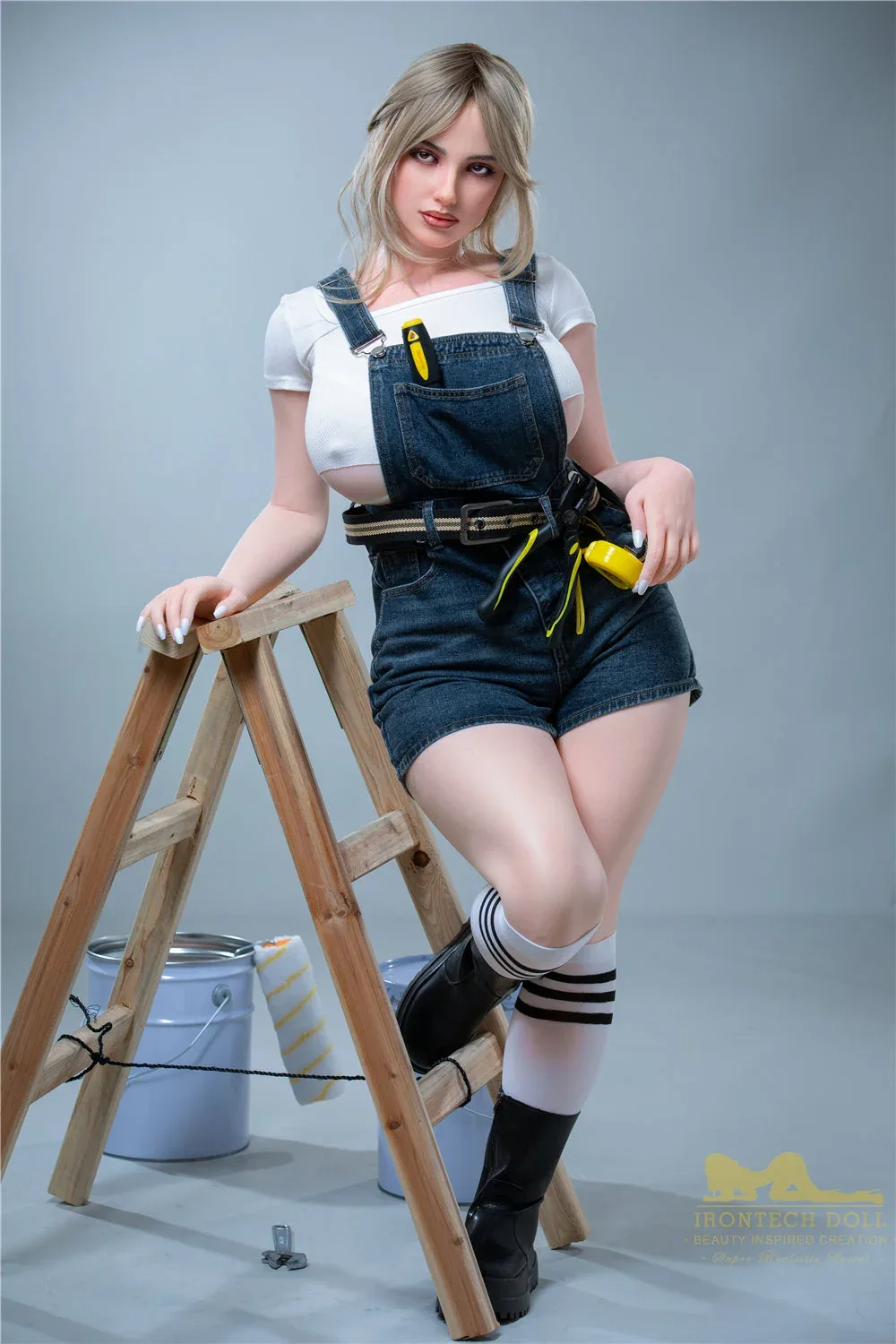 Irontech Doll 160 cm H Silicone - Luna view 2