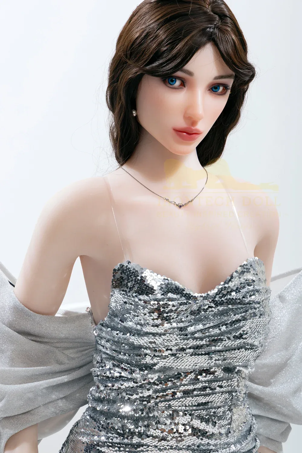Irontech Doll 162 cm Hybrid - Gia view 2