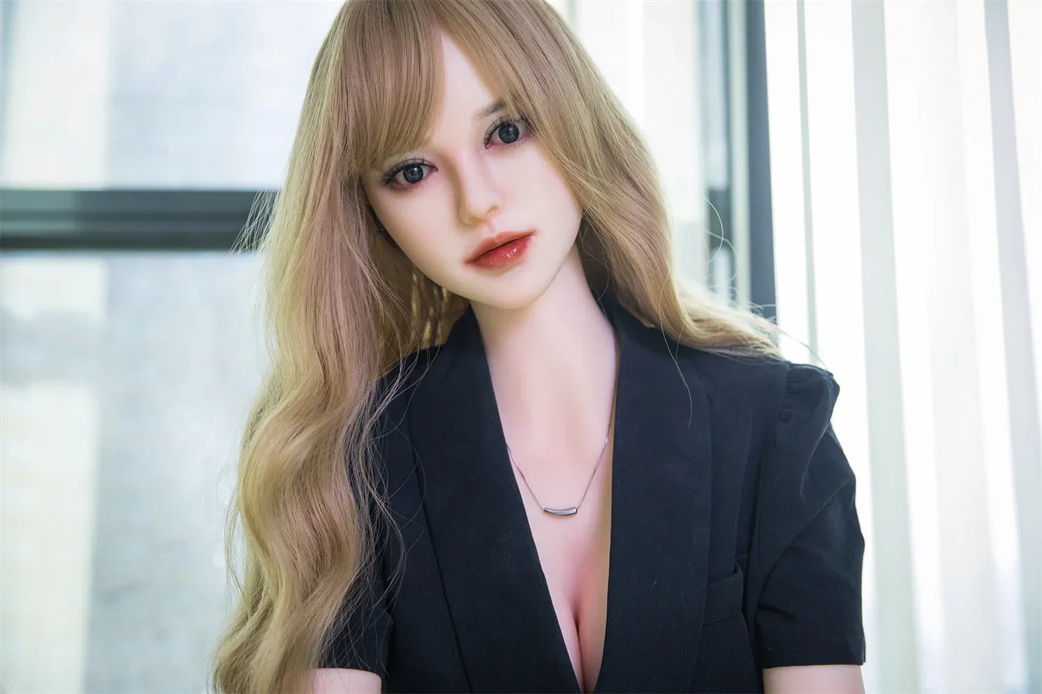 QITA Doll 164 cm Silicone - Joanna view 4