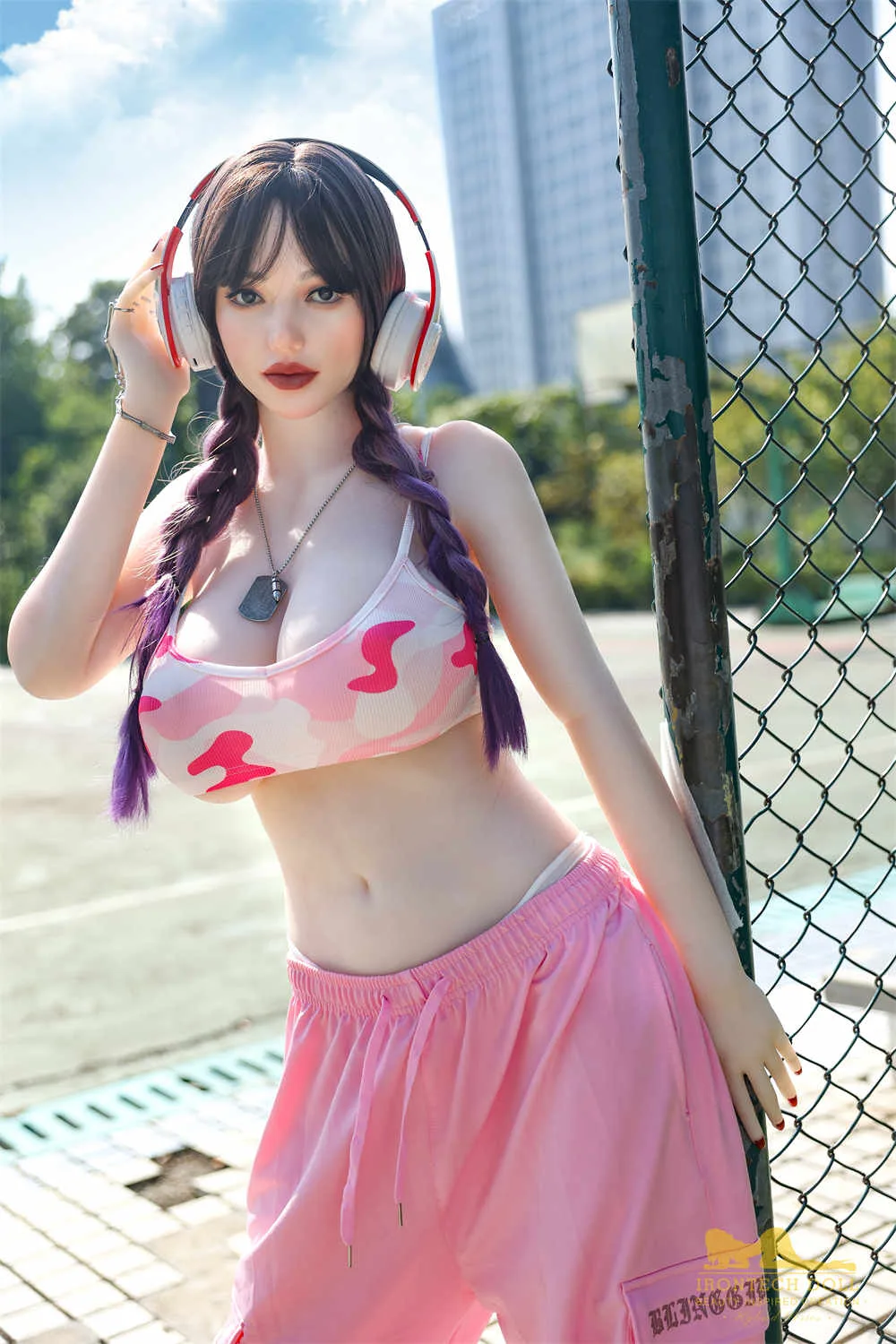 Irontech Doll 163 cm Plus Hybrid - Layla view 8