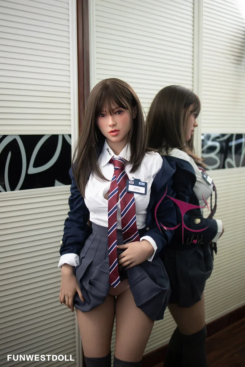 FunWest Doll 165 cm C TPE - Lucy view 5